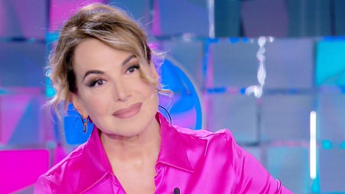 "Ritorna in tv". Barbara D’Urso conduce un nuovo programma: ecco la data ufficiale