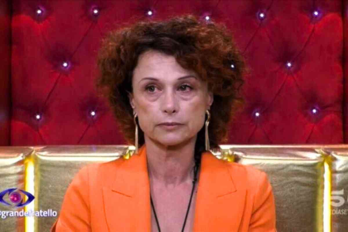 Grande Fratello, Beatrice Luzzi vuole abbandonare la casa: "Vi svelo perchè non posso restare"