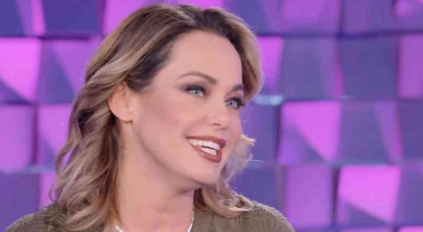  Sonia Bruganelli sul divorzio da Bonolis: "Ho fatto bene a lasciarlo". Poi la confessione su Belen