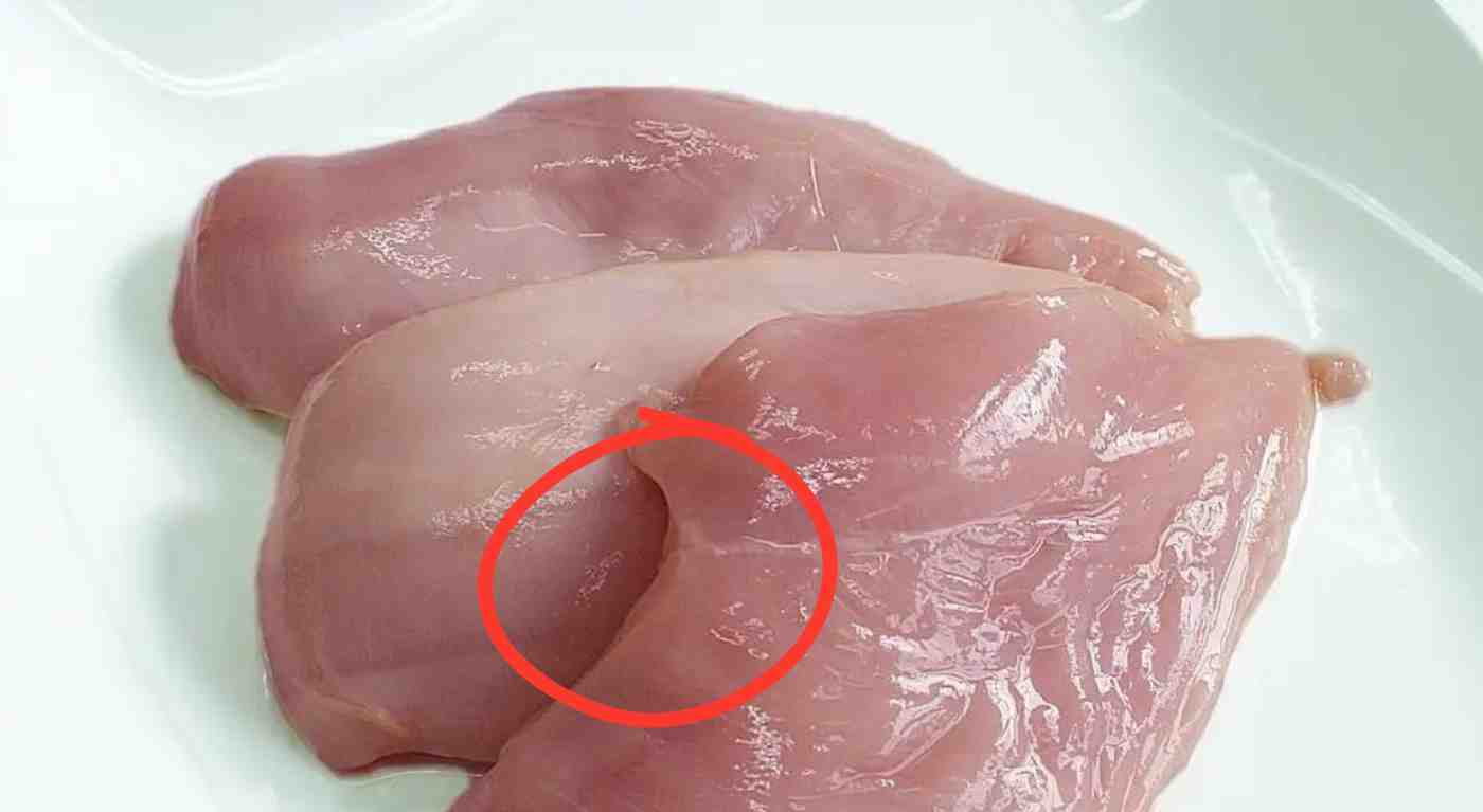 Allarme al supermercato: il 90% dei petti di pollo Lidl nasconde un segreto inquietante: ecco cos'è il ‘white striping’
