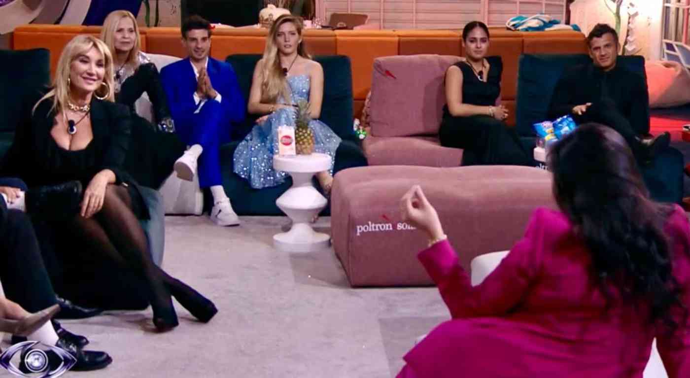 Grande Fratello: Rosy Chin annuncia un nuovo attacco a Simona Tagli - Sarà la fine?