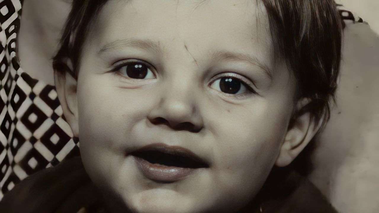 Un bambino con la sigaretta in bocca: ora è il volto più amato del cinema italiano! Indovina chi è