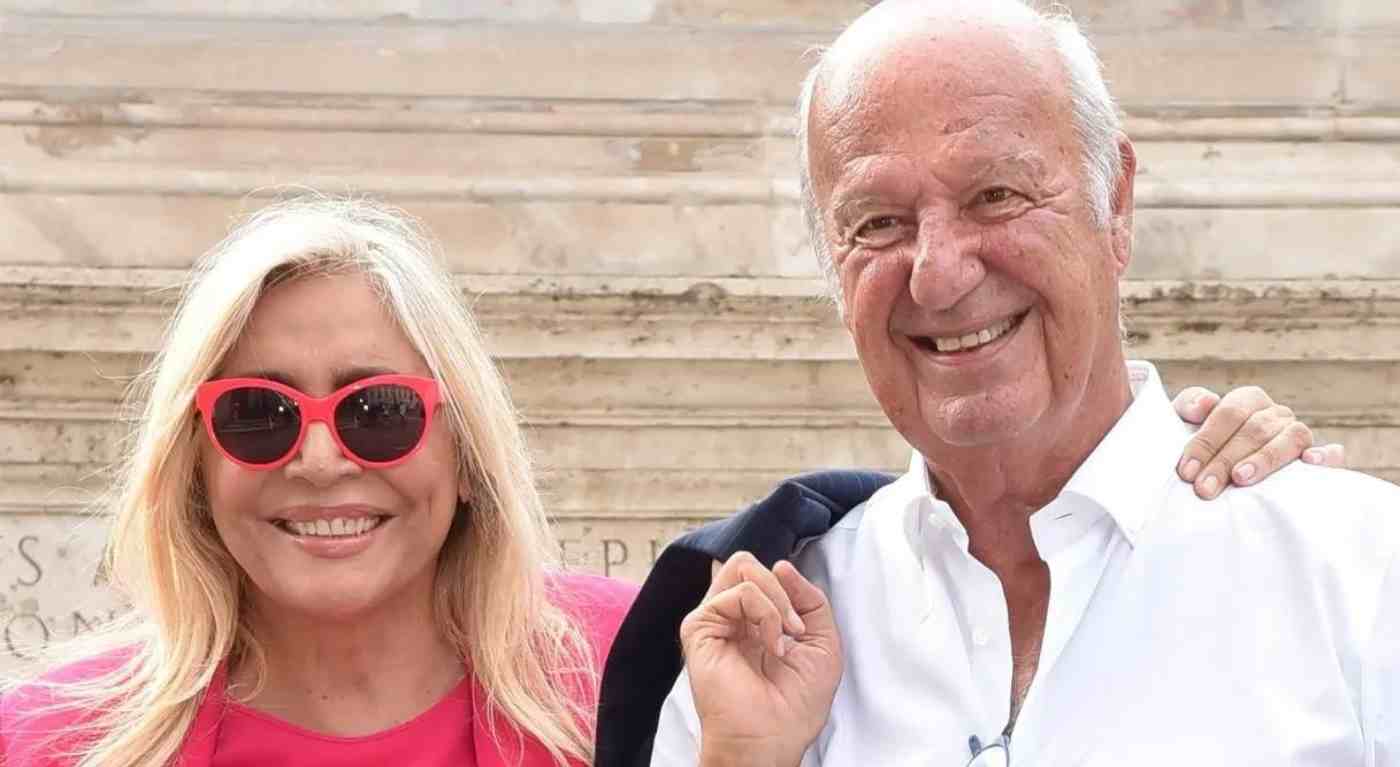 Mara Venier festeggia 18 anni di unione con Carraro, ma un bacio con Jerry Calà in Puglia sconvolge tutti