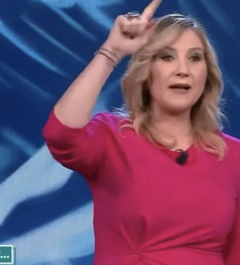 Serena Bortone, duro sfogo in diretta: "Devo dire una cosa su Lega, Vannacci e il Governo Meloni" - Caos in diretta su Rai3