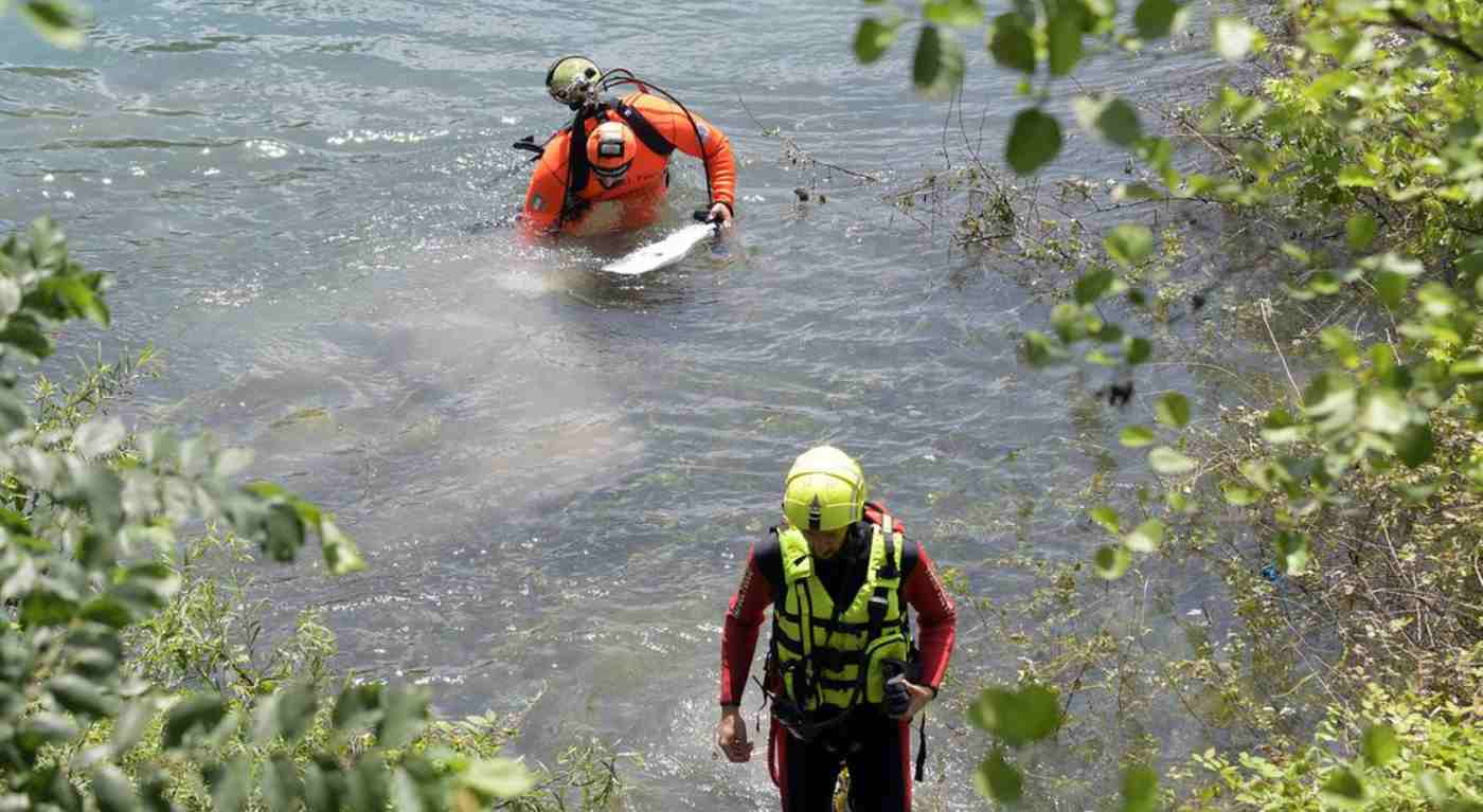 Padova, fine tragica: recuperato nel Brenta il corpo di un ragazzo eroe | Voleva salvare un suo amico